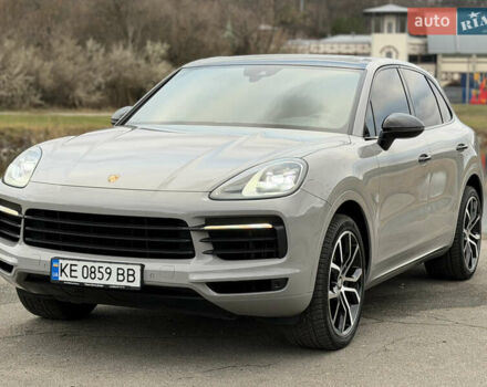 Черный Порше Каен, объемом двигателя 3 л и пробегом 66 тыс. км за 57500 $, фото 2 на Automoto.ua