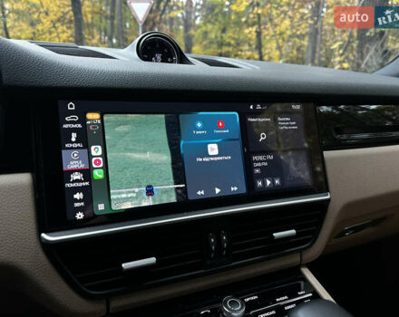 Черный Порше Каен, объемом двигателя 3 л и пробегом 40 тыс. км за 75000 $, фото 19 на Automoto.ua