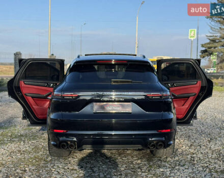 Черный Порше Каен, объемом двигателя 4 л и пробегом 120 тыс. км за 87700 $, фото 35 на Automoto.ua