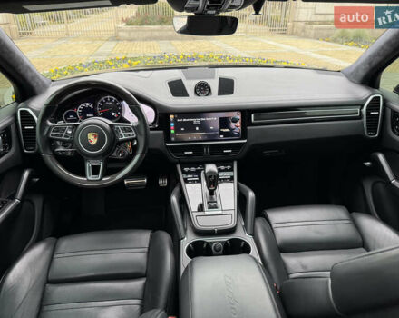 Черный Порше Каен, объемом двигателя 4 л и пробегом 89 тыс. км за 84500 $, фото 25 на Automoto.ua