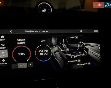 Черный Порше Каен, объемом двигателя 3 л и пробегом 32 тыс. км за 69900 $, фото 62 на Automoto.ua