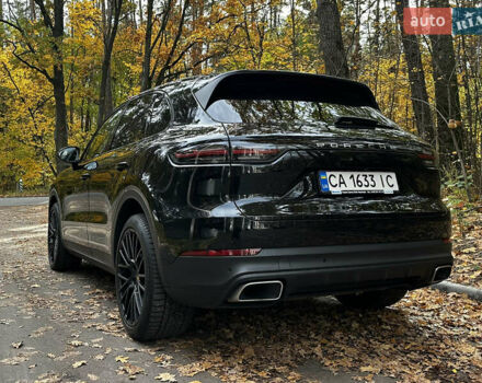 Черный Порше Каен, объемом двигателя 3 л и пробегом 40 тыс. км за 75000 $, фото 4 на Automoto.ua