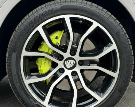 Черный Порше Каен, объемом двигателя 3 л и пробегом 66 тыс. км за 57500 $, фото 15 на Automoto.ua