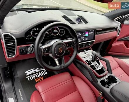 Черный Порше Каен, объемом двигателя 3 л и пробегом 44 тыс. км за 72500 $, фото 68 на Automoto.ua