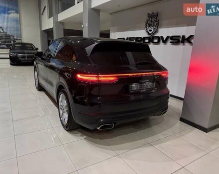 Черный Порше Каен, объемом двигателя 3 л и пробегом 32 тыс. км за 69900 $, фото 45 на Automoto.ua