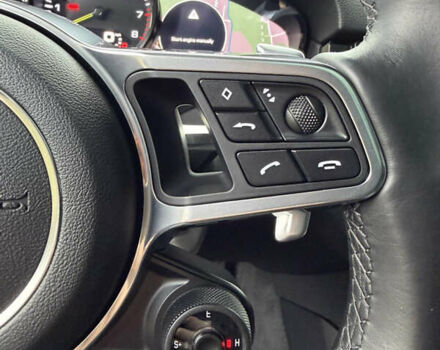 Черный Порше Каен, объемом двигателя 3 л и пробегом 66 тыс. км за 57500 $, фото 33 на Automoto.ua