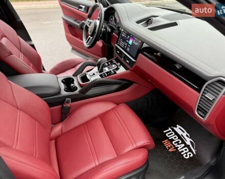 Черный Порше Каен, объемом двигателя 3 л и пробегом 44 тыс. км за 72500 $, фото 41 на Automoto.ua