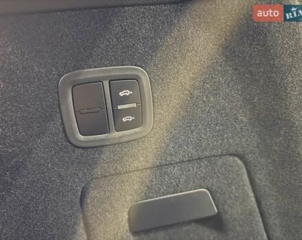 Черный Порше Каен, объемом двигателя 3 л и пробегом 32 тыс. км за 69900 $, фото 119 на Automoto.ua