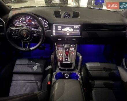 Черный Порше Каен, объемом двигателя 3 л и пробегом 32 тыс. км за 69900 $, фото 84 на Automoto.ua