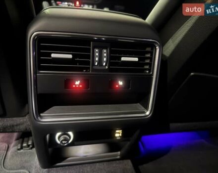 Черный Порше Каен, объемом двигателя 3 л и пробегом 32 тыс. км за 69900 $, фото 85 на Automoto.ua