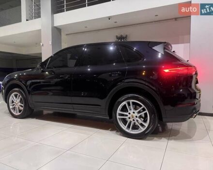 Черный Порше Каен, объемом двигателя 3 л и пробегом 32 тыс. км за 69900 $, фото 53 на Automoto.ua