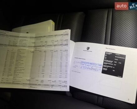 Черный Порше Каен, объемом двигателя 3 л и пробегом 32 тыс. км за 69900 $, фото 126 на Automoto.ua