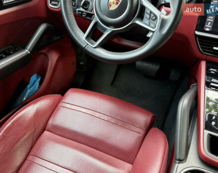 Чорний Порше Cayenne, об'ємом двигуна 3 л та пробігом 112 тис. км за 59000 $, фото 6 на Automoto.ua