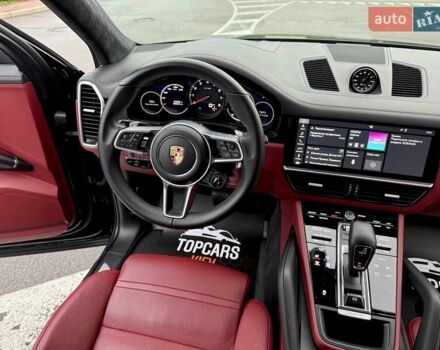 Черный Порше Каен, объемом двигателя 3 л и пробегом 44 тыс. км за 72500 $, фото 71 на Automoto.ua