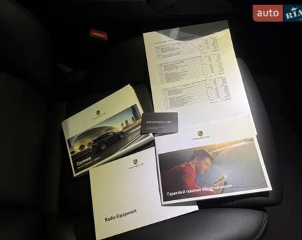 Черный Порше Каен, объемом двигателя 3 л и пробегом 32 тыс. км за 69900 $, фото 127 на Automoto.ua