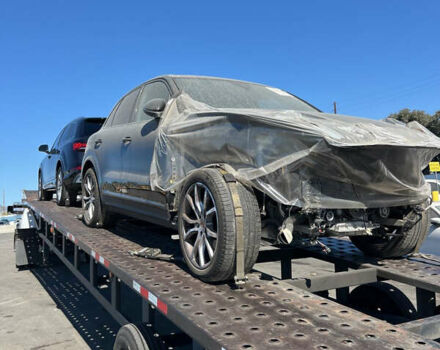 Чорний Порше Cayenne, об'ємом двигуна 3 л та пробігом 60 тис. км за 49900 $, фото 11 на Automoto.ua