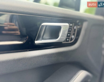 Чорний Порше Cayenne, об'ємом двигуна 2.89 л та пробігом 130 тис. км за 75000 $, фото 17 на Automoto.ua