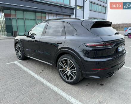 Чорний Порше Cayenne, об'ємом двигуна 4 л та пробігом 88 тис. км за 98800 $, фото 7 на Automoto.ua
