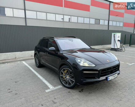 Чорний Порше Cayenne, об'ємом двигуна 4 л та пробігом 88 тис. км за 98800 $, фото 4 на Automoto.ua