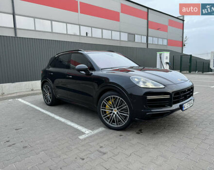 Чорний Порше Cayenne, об'ємом двигуна 4 л та пробігом 88 тис. км за 98800 $, фото 1 на Automoto.ua