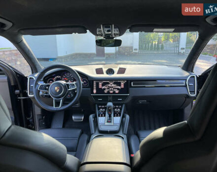 Чорний Порше Cayenne, об'ємом двигуна 4 л та пробігом 76 тис. км за 94000 $, фото 17 на Automoto.ua