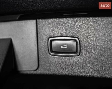 Чорний Порше Cayenne, об'ємом двигуна 3 л та пробігом 82 тис. км за 59999 $, фото 34 на Automoto.ua