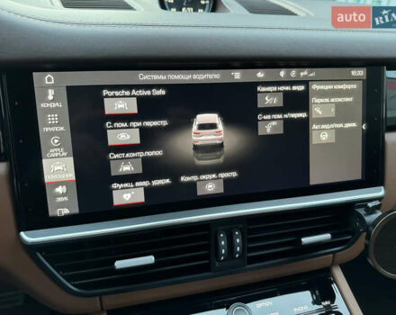 Чорний Порше Cayenne, об'ємом двигуна 4 л та пробігом 88 тис. км за 98800 $, фото 45 на Automoto.ua