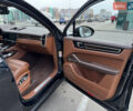 Чорний Порше Cayenne, об'ємом двигуна 4 л та пробігом 88 тис. км за 98800 $, фото 33 на Automoto.ua