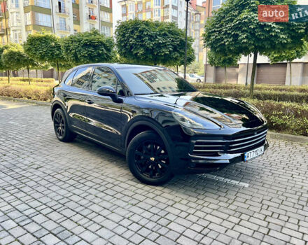 Черный Порше Каен, объемом двигателя 3 л и пробегом 74 тыс. км за 49999 $, фото 1 на Automoto.ua