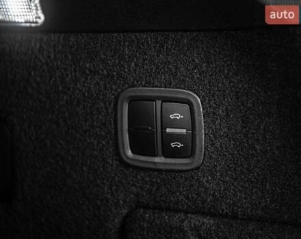 Чорний Порше Cayenne, об'ємом двигуна 3 л та пробігом 82 тис. км за 59999 $, фото 32 на Automoto.ua