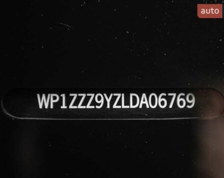 Чорний Порше Cayenne, об'ємом двигуна 3 л та пробігом 82 тис. км за 59999 $, фото 48 на Automoto.ua