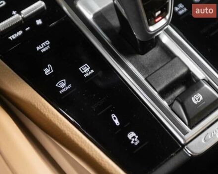 Чорний Порше Cayenne, об'ємом двигуна 3 л та пробігом 82 тис. км за 59999 $, фото 25 на Automoto.ua