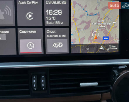 Чорний Порше Cayenne, об'ємом двигуна 4 л та пробігом 88 тис. км за 98800 $, фото 38 на Automoto.ua