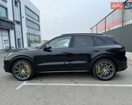 Чорний Порше Cayenne, об'ємом двигуна 4 л та пробігом 88 тис. км за 98800 $, фото 29 на Automoto.ua