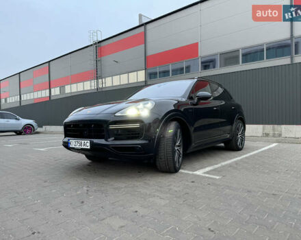 Чорний Порше Cayenne, об'ємом двигуна 4 л та пробігом 88 тис. км за 98800 $, фото 2 на Automoto.ua