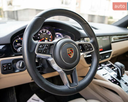 Чорний Порше Cayenne, об'ємом двигуна 3 л та пробігом 74 тис. км за 58000 $, фото 17 на Automoto.ua