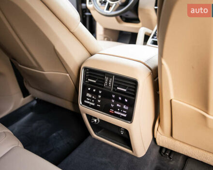 Черный Порше Каен, объемом двигателя 3 л и пробегом 74 тыс. км за 49999 $, фото 19 на Automoto.ua