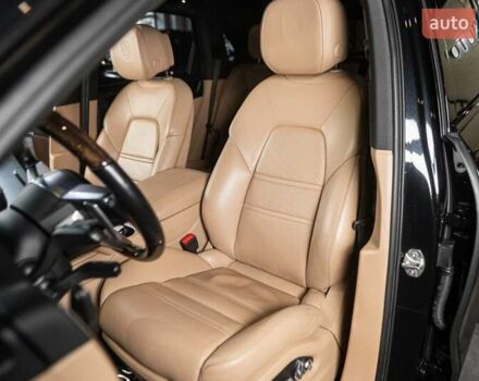 Чорний Порше Cayenne, об'ємом двигуна 3 л та пробігом 82 тис. км за 59999 $, фото 19 на Automoto.ua
