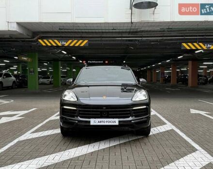 Чорний Порше Cayenne, об'ємом двигуна 2.89 л та пробігом 60 тис. км за 72990 $, фото 2 на Automoto.ua