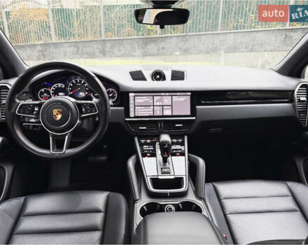 Черный Порше Каен, объемом двигателя 3 л и пробегом 63 тыс. км за 79300 $, фото 7 на Automoto.ua