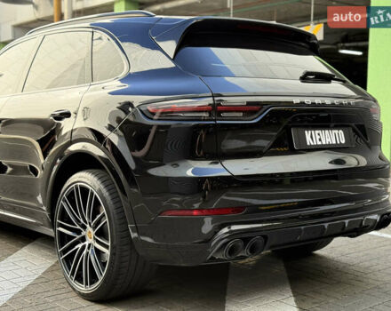 Чорний Порше Cayenne, об'ємом двигуна 2.9 л та пробігом 60 тис. км за 73500 $, фото 8 на Automoto.ua