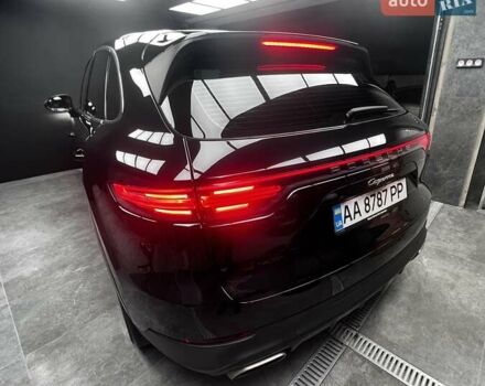 Черный Порше Каен, объемом двигателя 3 л и пробегом 63 тыс. км за 79300 $, фото 6 на Automoto.ua