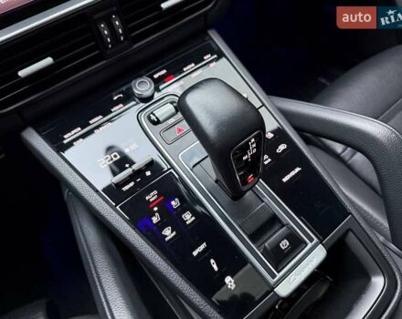 Чорний Порше Cayenne, об'ємом двигуна 2.89 л та пробігом 60 тис. км за 72990 $, фото 27 на Automoto.ua