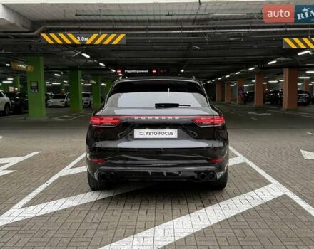 Чорний Порше Cayenne, об'ємом двигуна 2.89 л та пробігом 60 тис. км за 72990 $, фото 5 на Automoto.ua