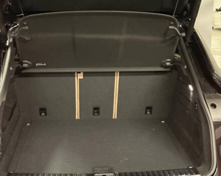 Чорний Порше Cayenne, об'ємом двигуна 3 л та пробігом 1 тис. км за 117500 $, фото 11 на Automoto.ua