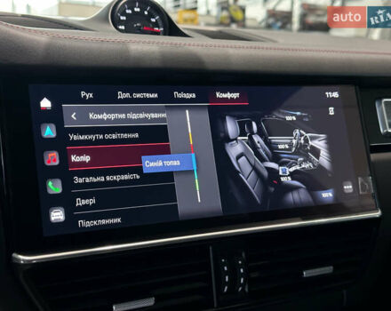 Черный Порше Каен, объемом двигателя 4 л и пробегом 34 тыс. км за 95000 $, фото 23 на Automoto.ua