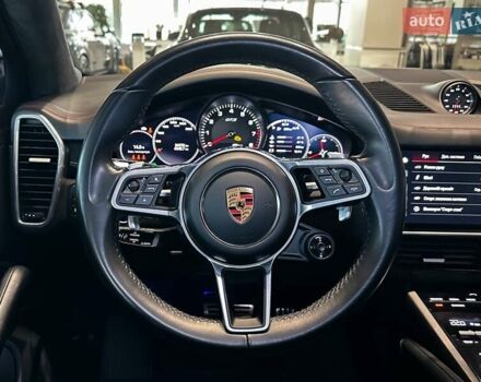 Черный Порше Каен, объемом двигателя 4 л и пробегом 34 тыс. км за 95000 $, фото 18 на Automoto.ua