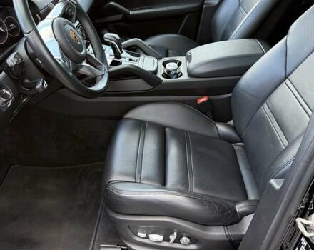 Порше Cayenne 2021 у Львові на Automoto.ua Чорний Порше Cayenne, об'ємом двигуна 3 л та пробігом 102 тис. км за 69500 $, фото 13 на Automoto.ua