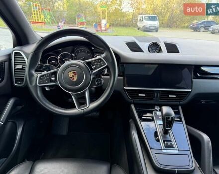 Порше Cayenne 2021 у Львові на Automoto.ua Чорний Порше Cayenne, об'ємом двигуна 3 л та пробігом 102 тис. км за 69500 $, фото 8 на Automoto.ua