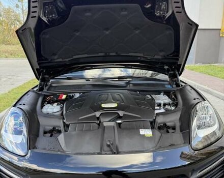 Порше Cayenne 2021 у Львові на Automoto.ua Чорний Порше Cayenne, об'ємом двигуна 3 л та пробігом 102 тис. км за 69500 $, фото 12 на Automoto.ua